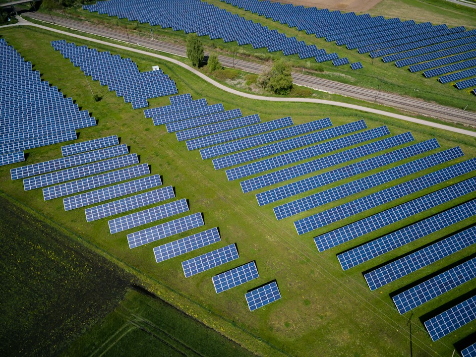 Solarmodule im Sonnenlicht